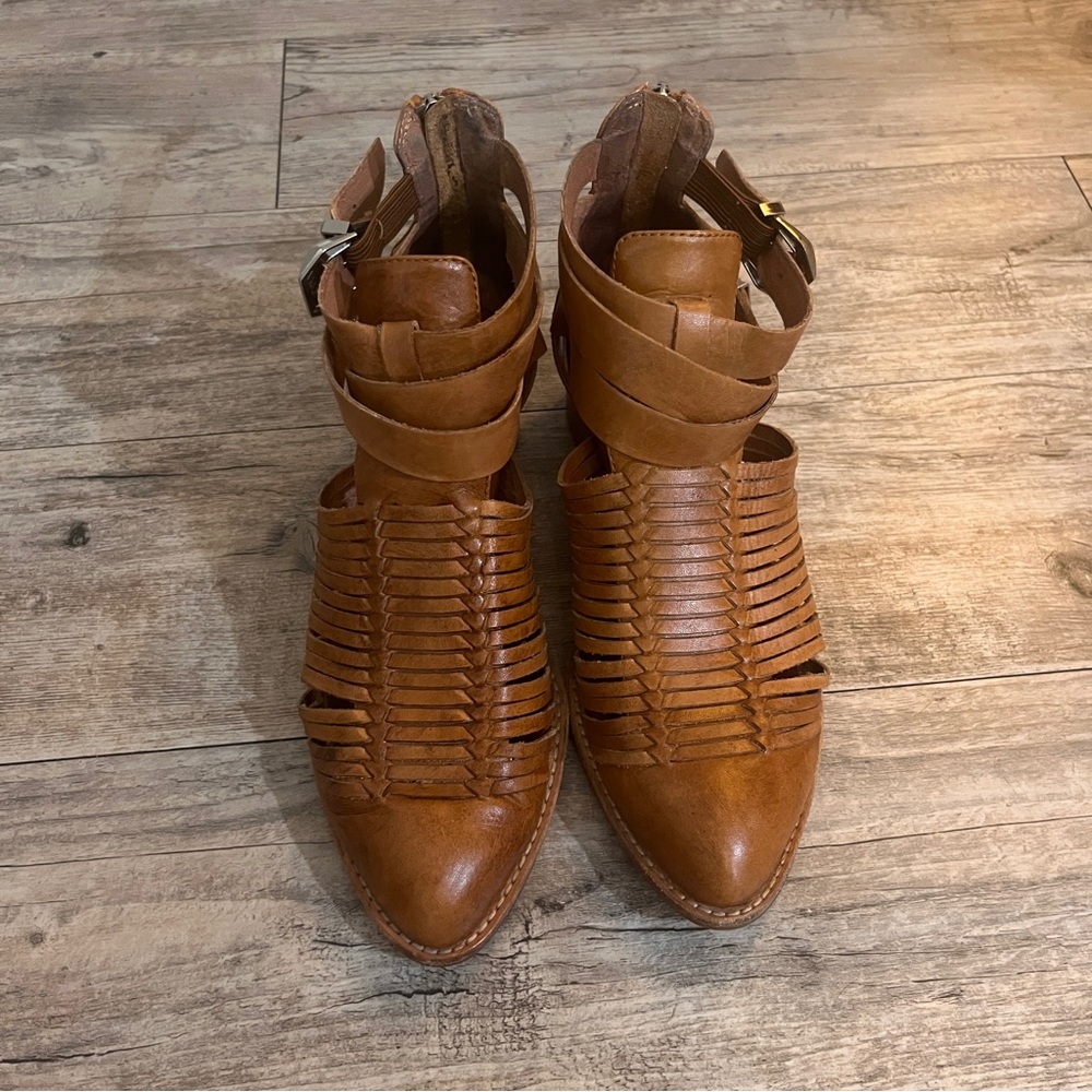 Women's Jeffrey Campbell Stinson Tan Leather Strappy Booties Size US 8.5